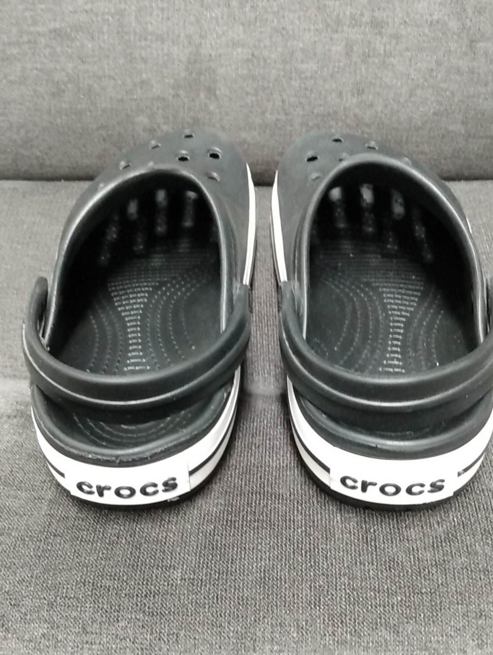 CROCS Kid's Crocband Clog Black Slip-On w/ White Trim Big Kids Size J4 - Picture 9 of 12